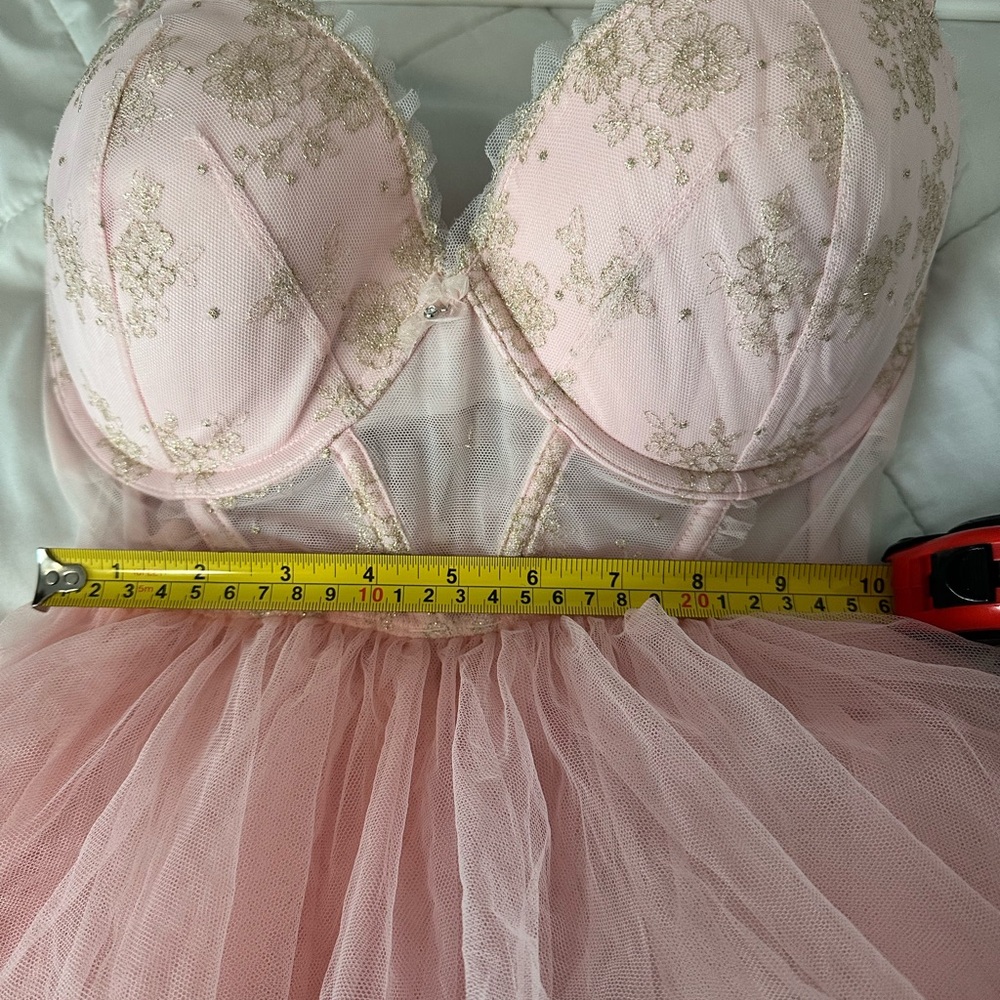 Victoria's Secret Pink Lace Chemise - Picture 4 of 5